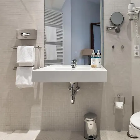 Numa Belfort Aparthotel 4*