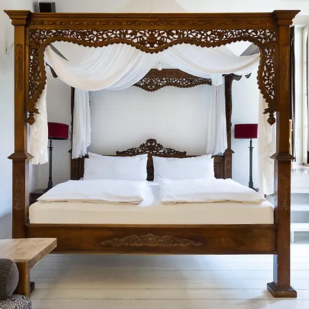 Hotel apartamentowy Numa Belfort 4*