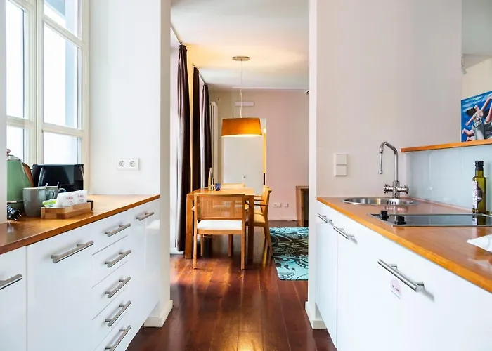 Numa Belfort 베를린